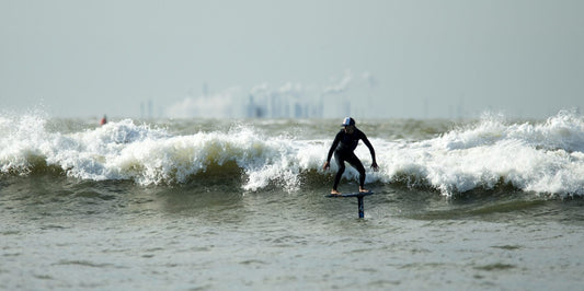 Foiling The World&apos;s Longest Wake in Texas | News | Lift Foils